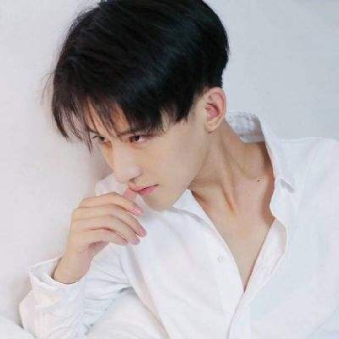 qq_给小爷笑一个61