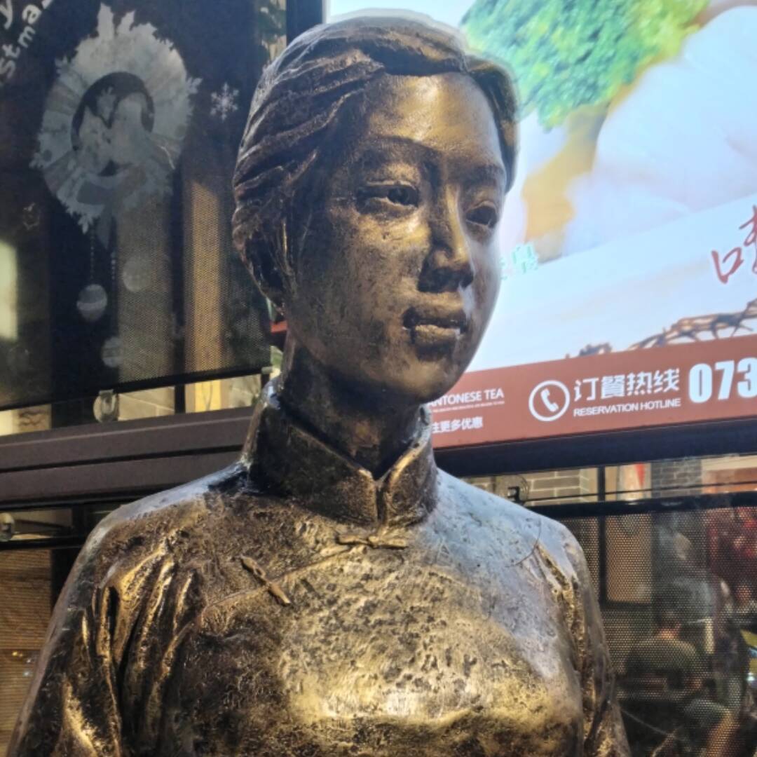 qq_魔仙堡女王36