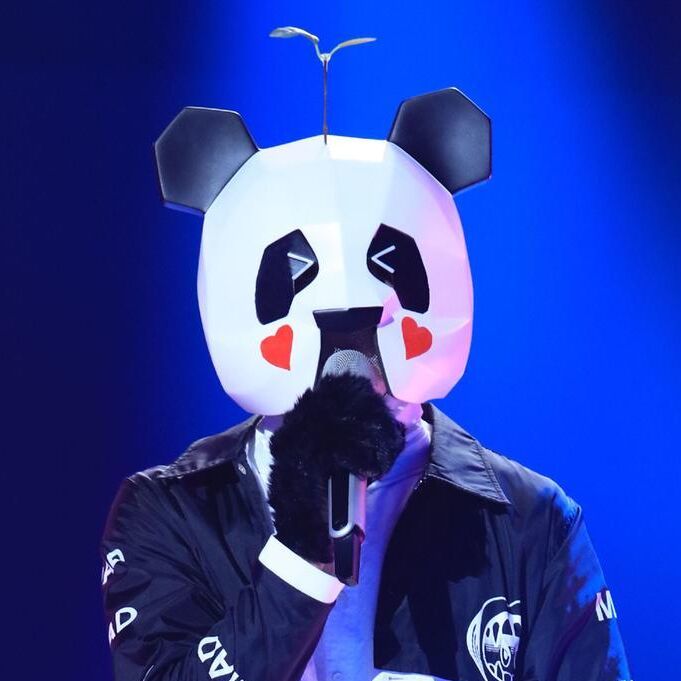 A逐渐老去的覃某某。