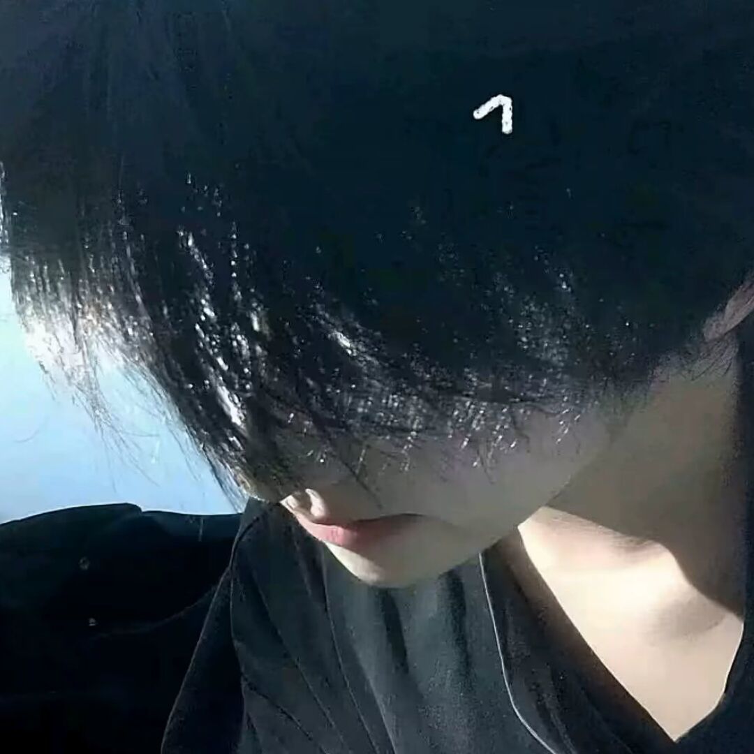 qq_半夜偷偷流眼泪94