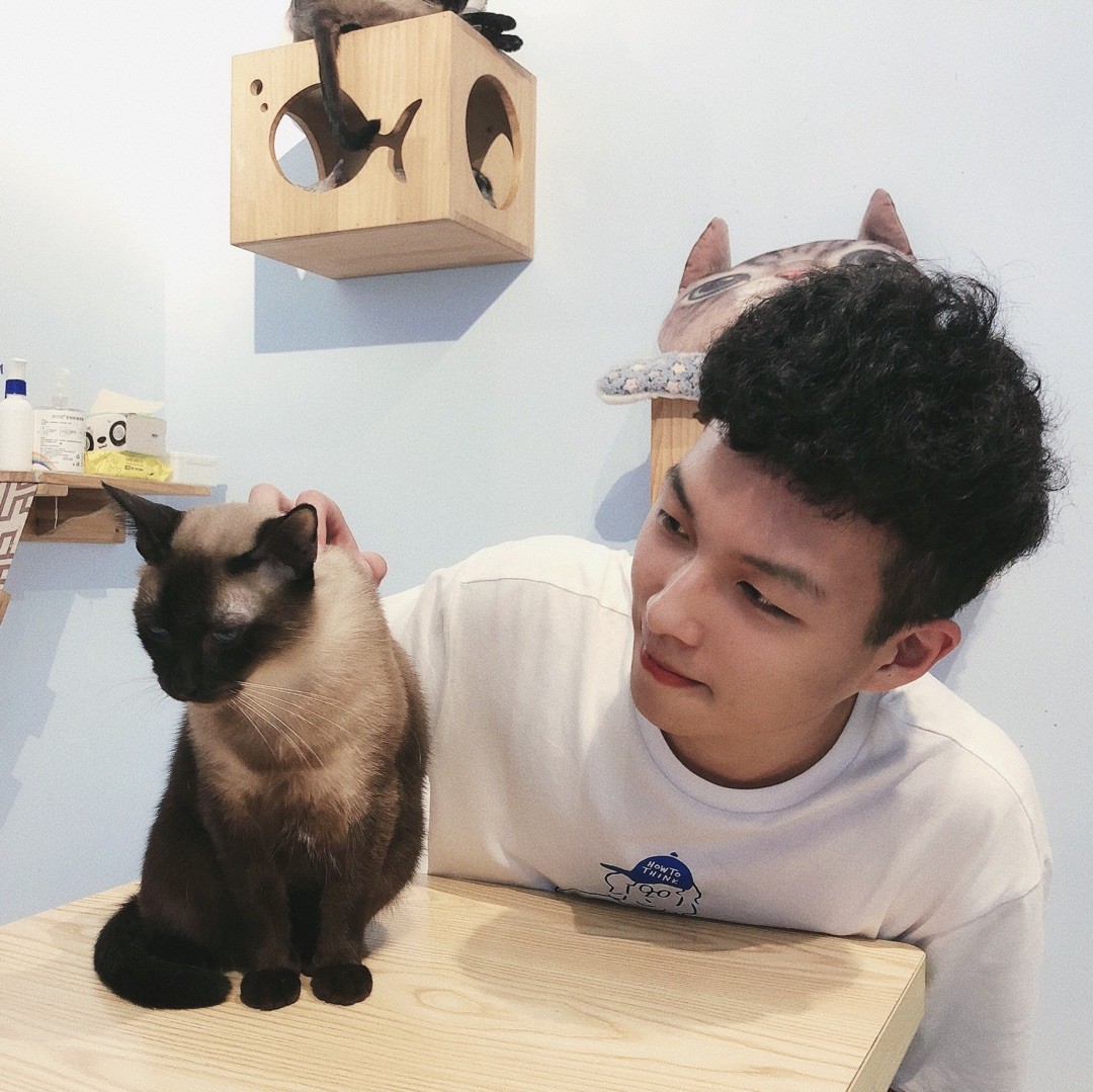 小瑞
