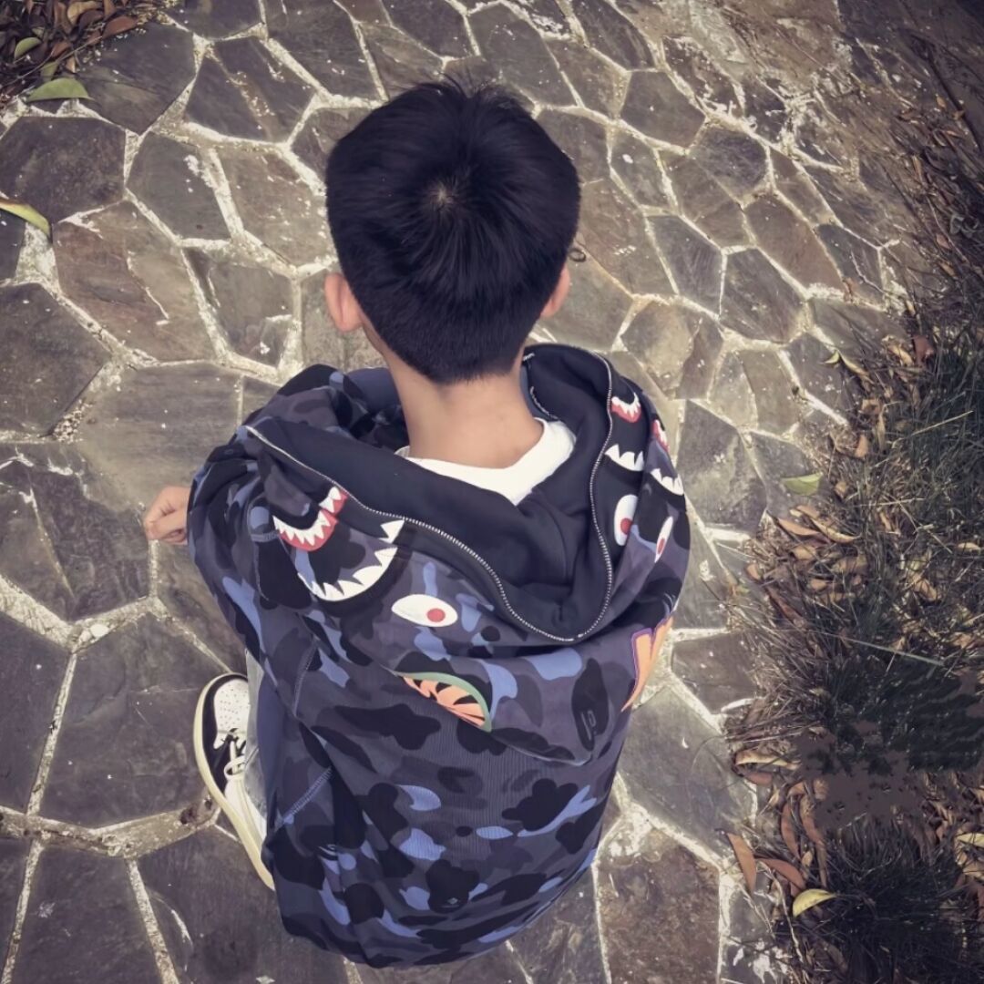 qq_生椰拿铁73