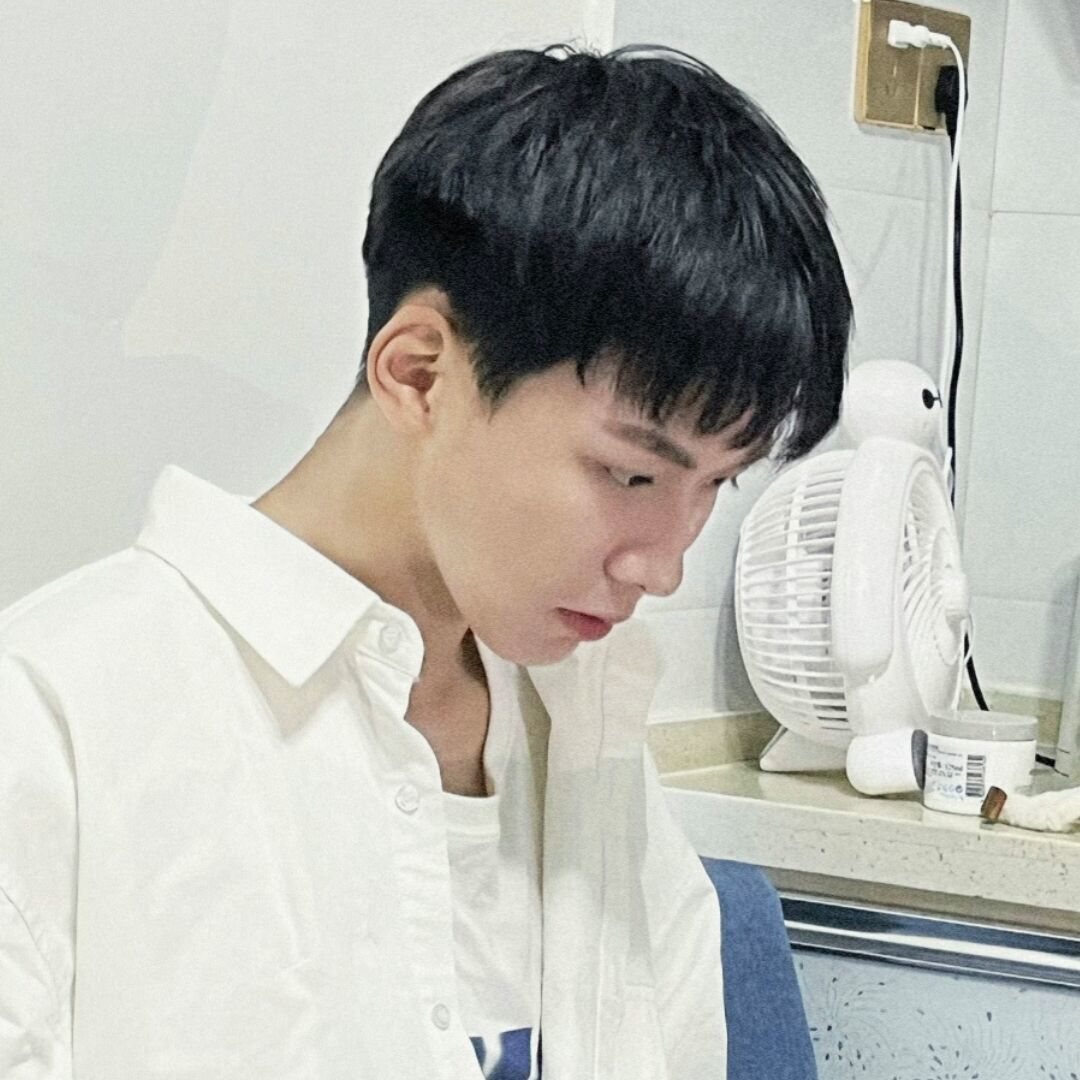 qq_蓝桉47