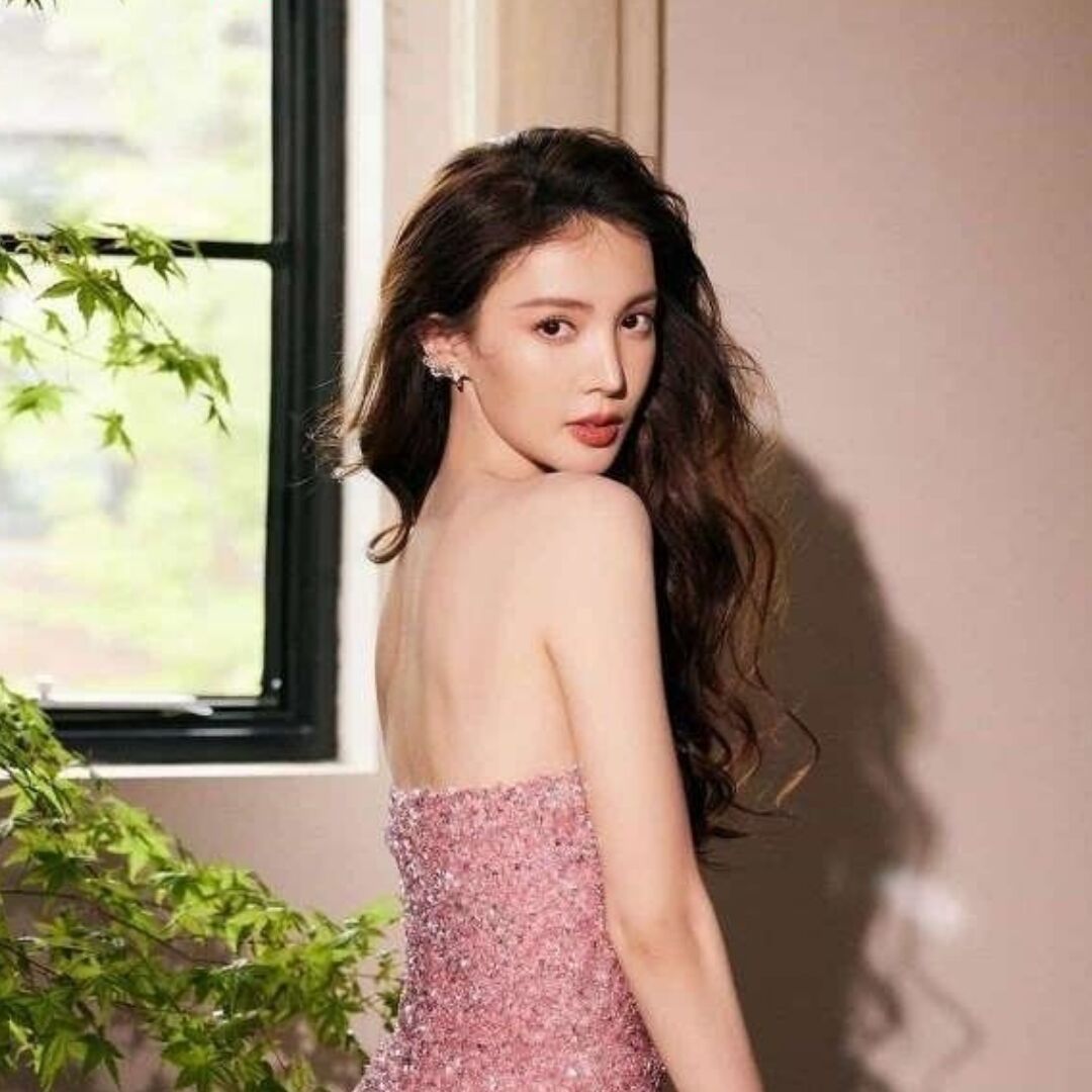 qq_等月亮发光22