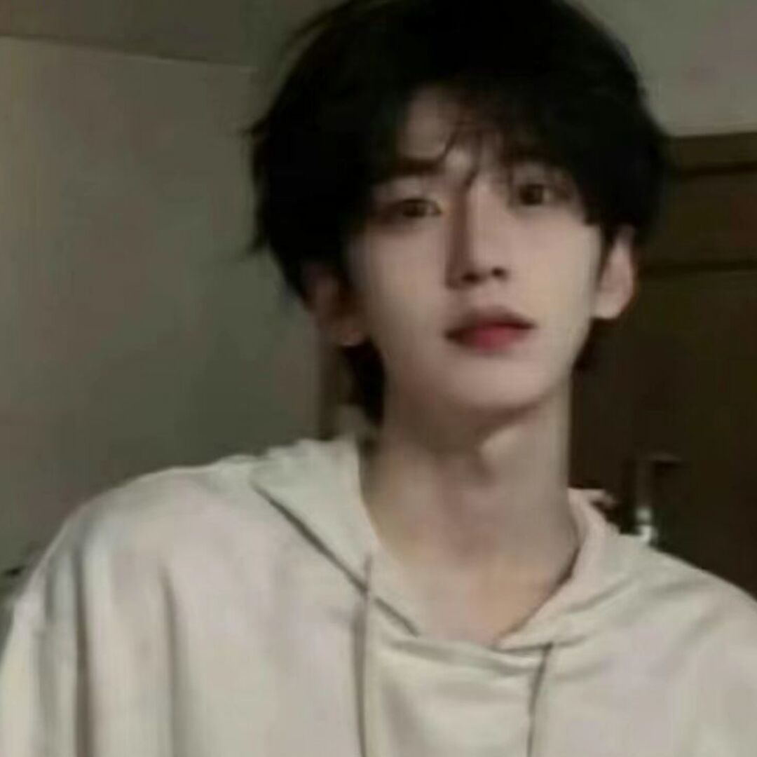 qq_。94