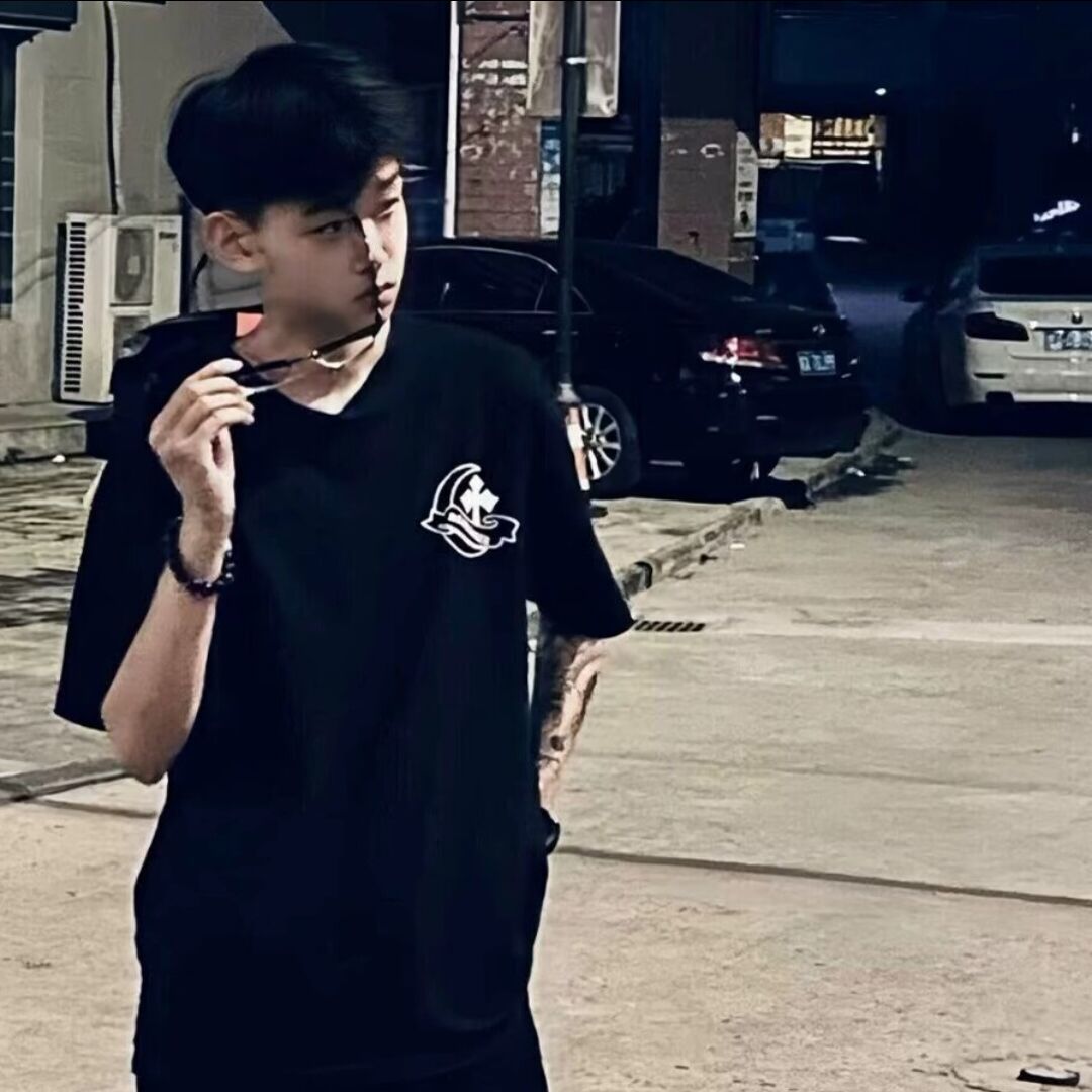 qq_给你一个摆拳35