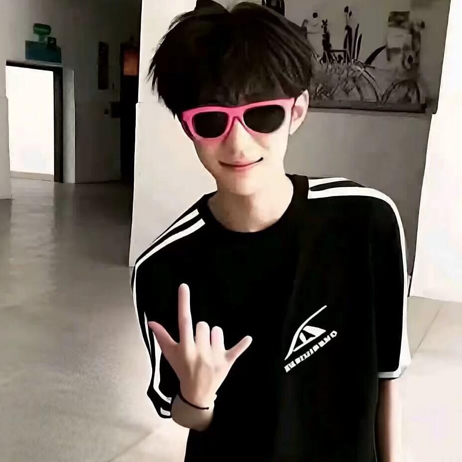 qq_㤈18