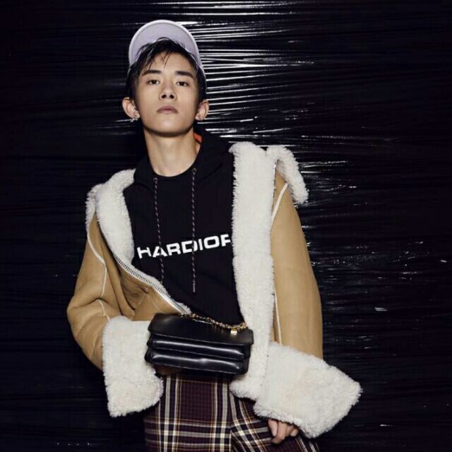 南城日落北尘空