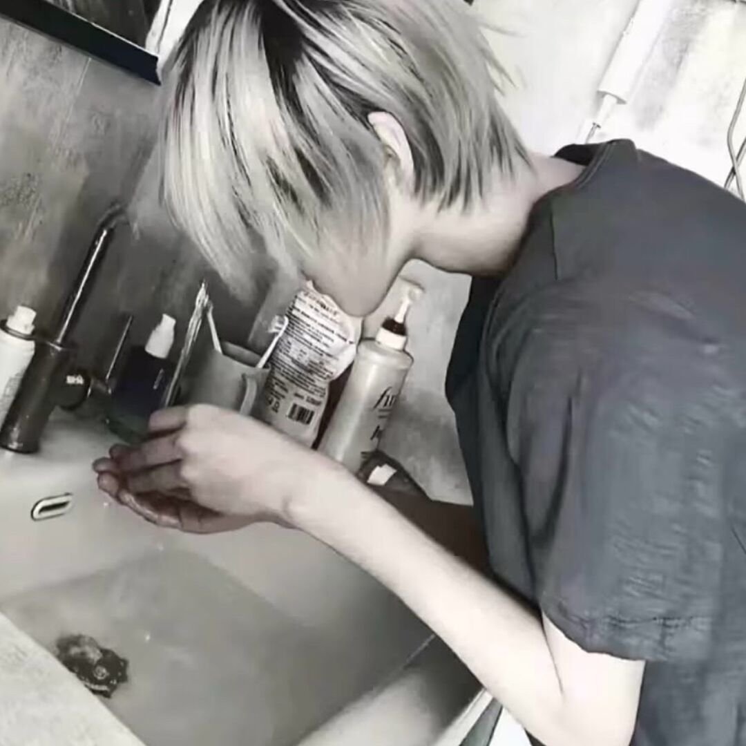 qq_孤島39