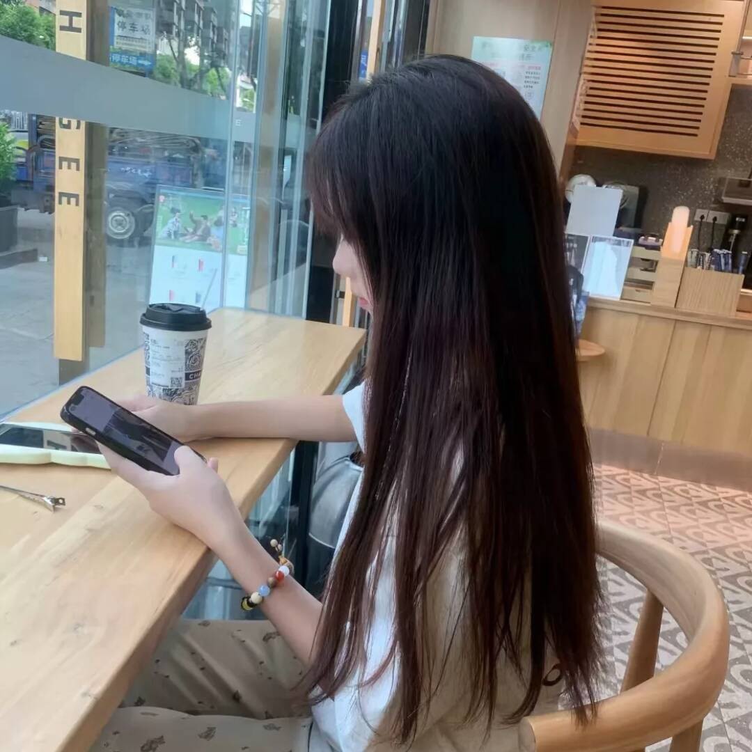 qq_˶╹ꇴ╹˶97