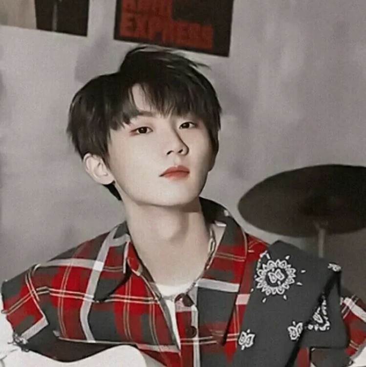 qq_如梦嘉祺**78