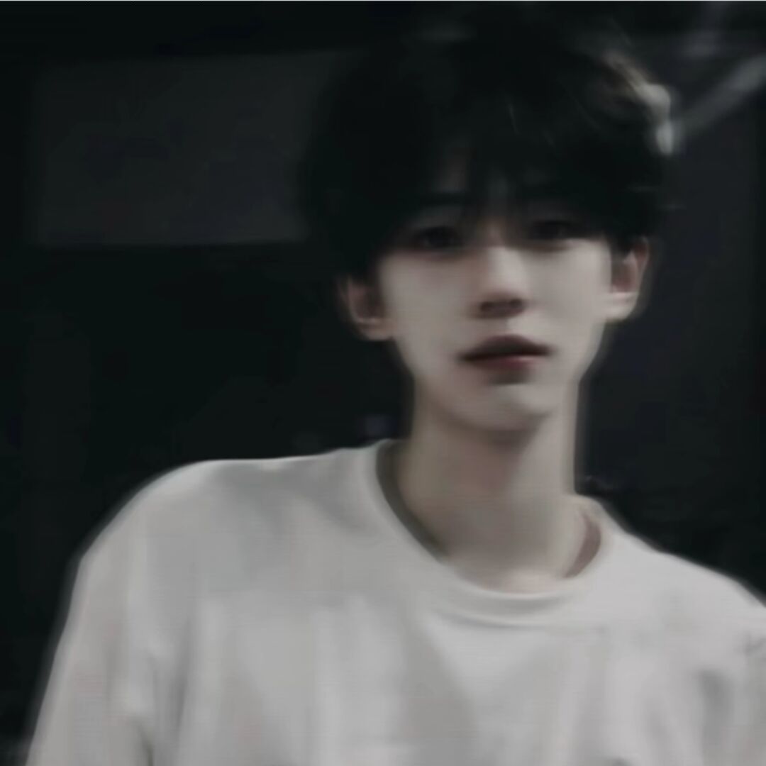 qq_白72