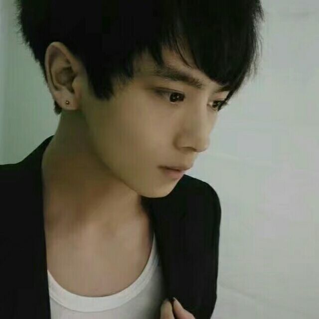 qq_╰→Xiao╮ 康゛少╭ 69