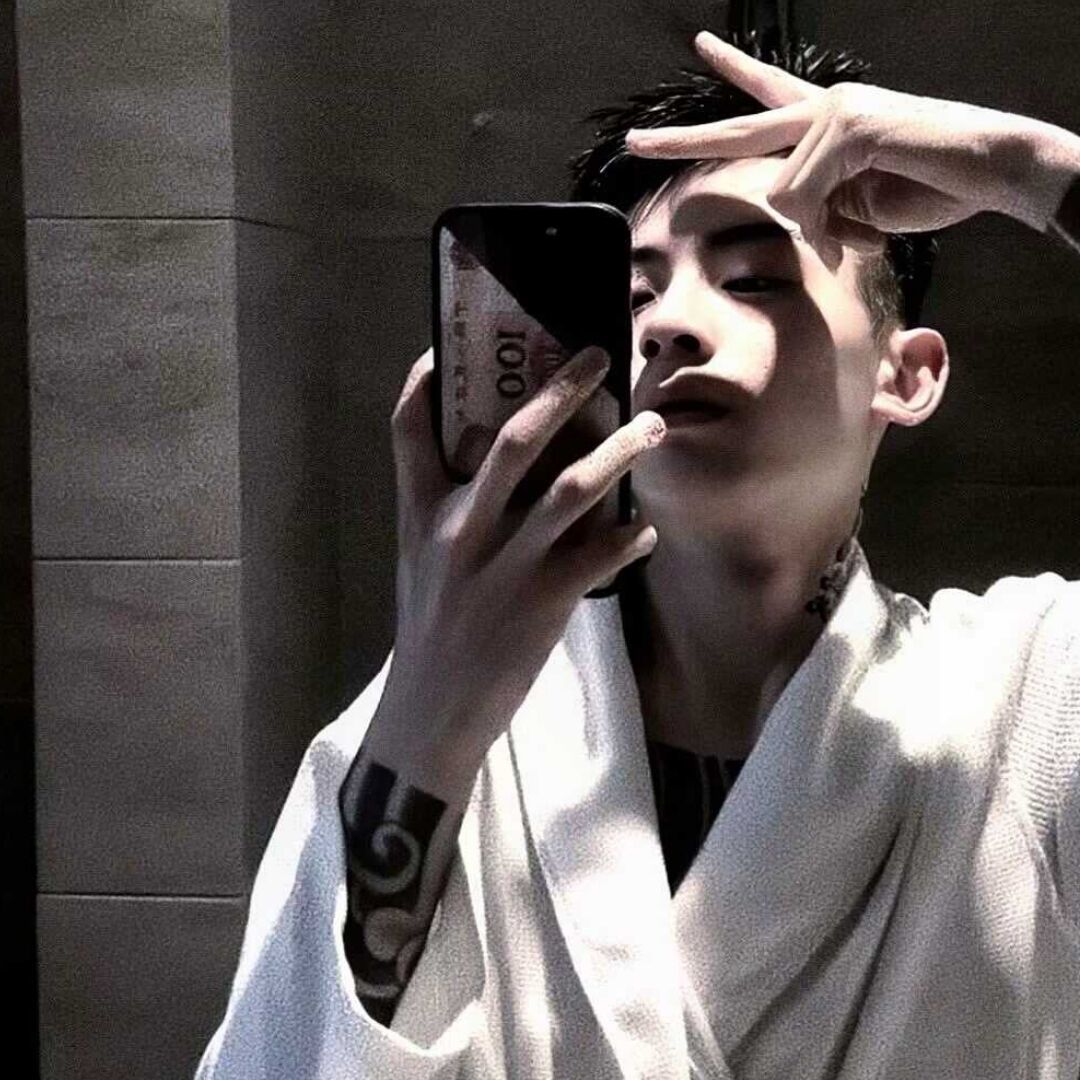 qq_救世主11