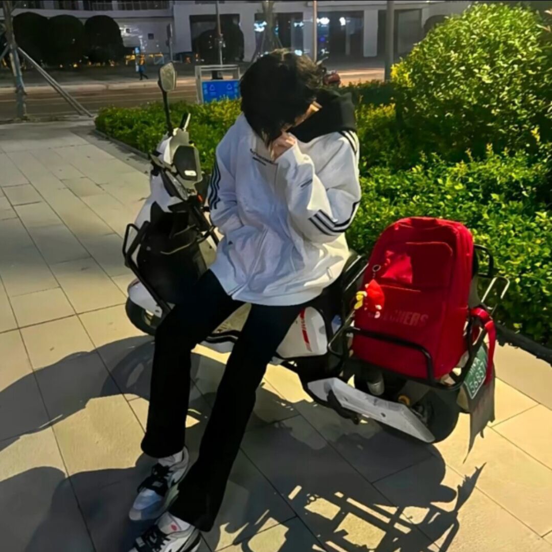qq_.83