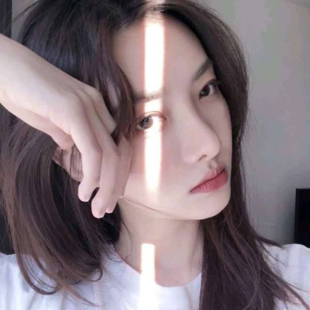 小依