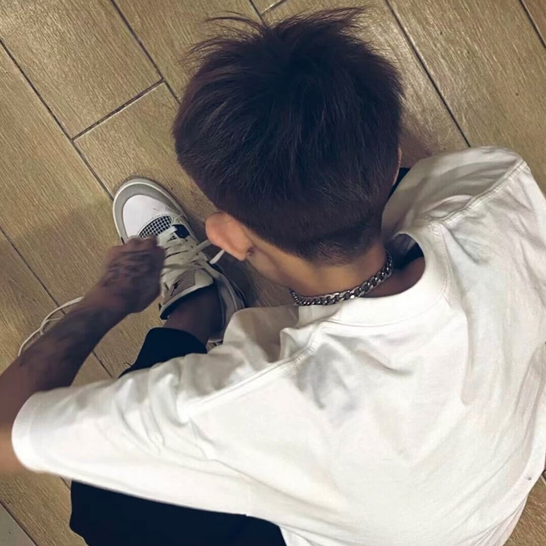 qq_⁠⁣囗厺88