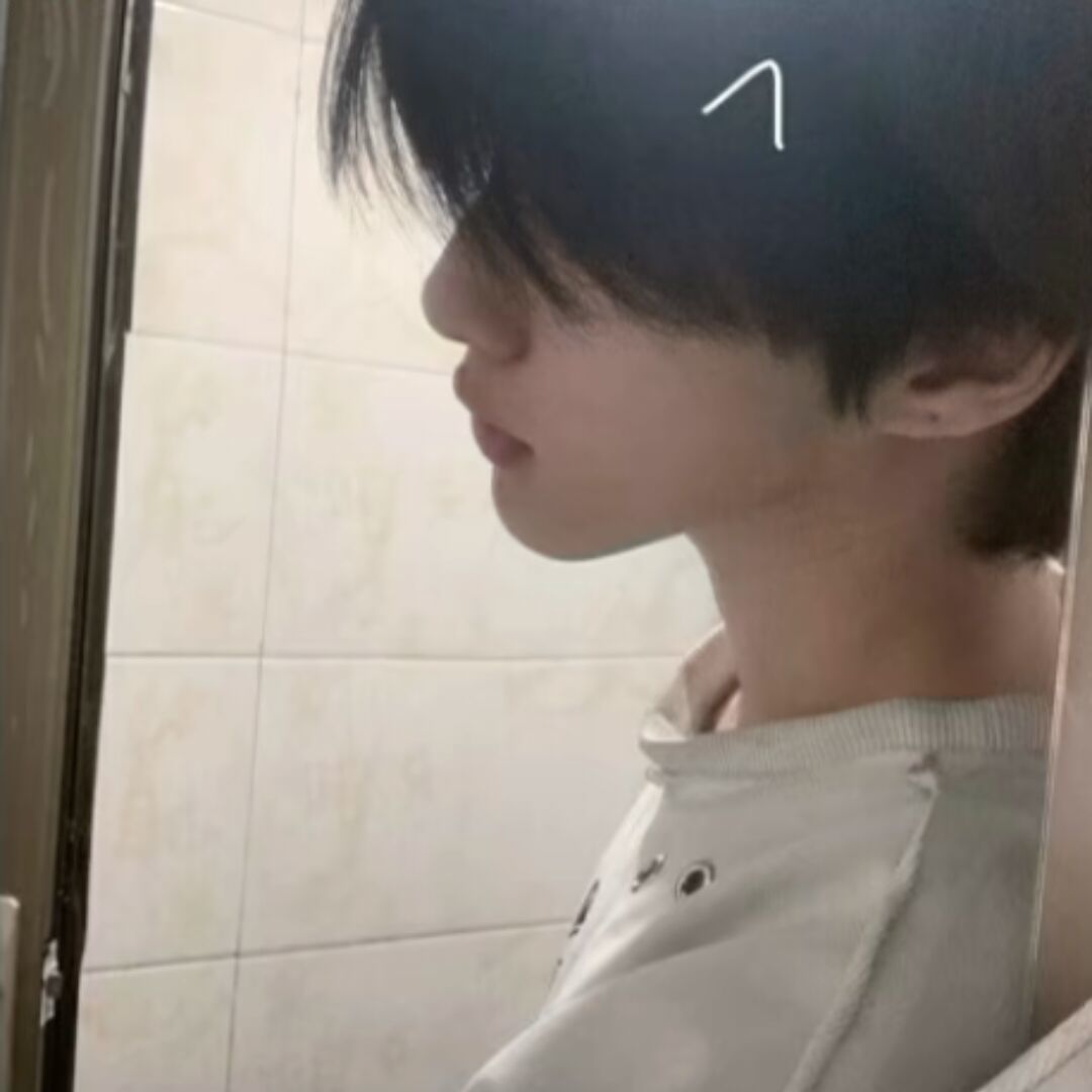 qq_男二.19