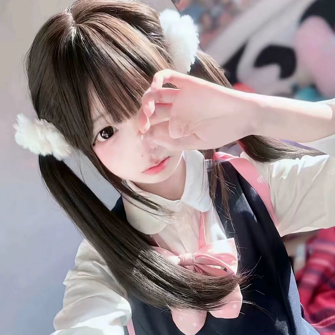 縴手·看ㄖ落