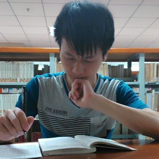 网友昵称：月半弯